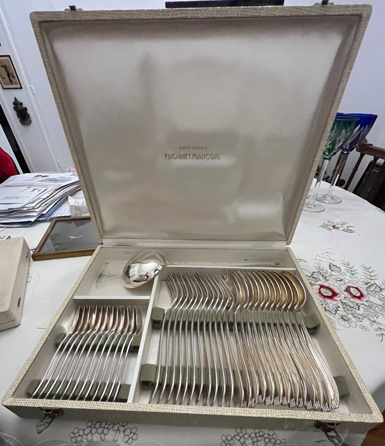 Frionnet silver plated cutlery set (37 pieces)