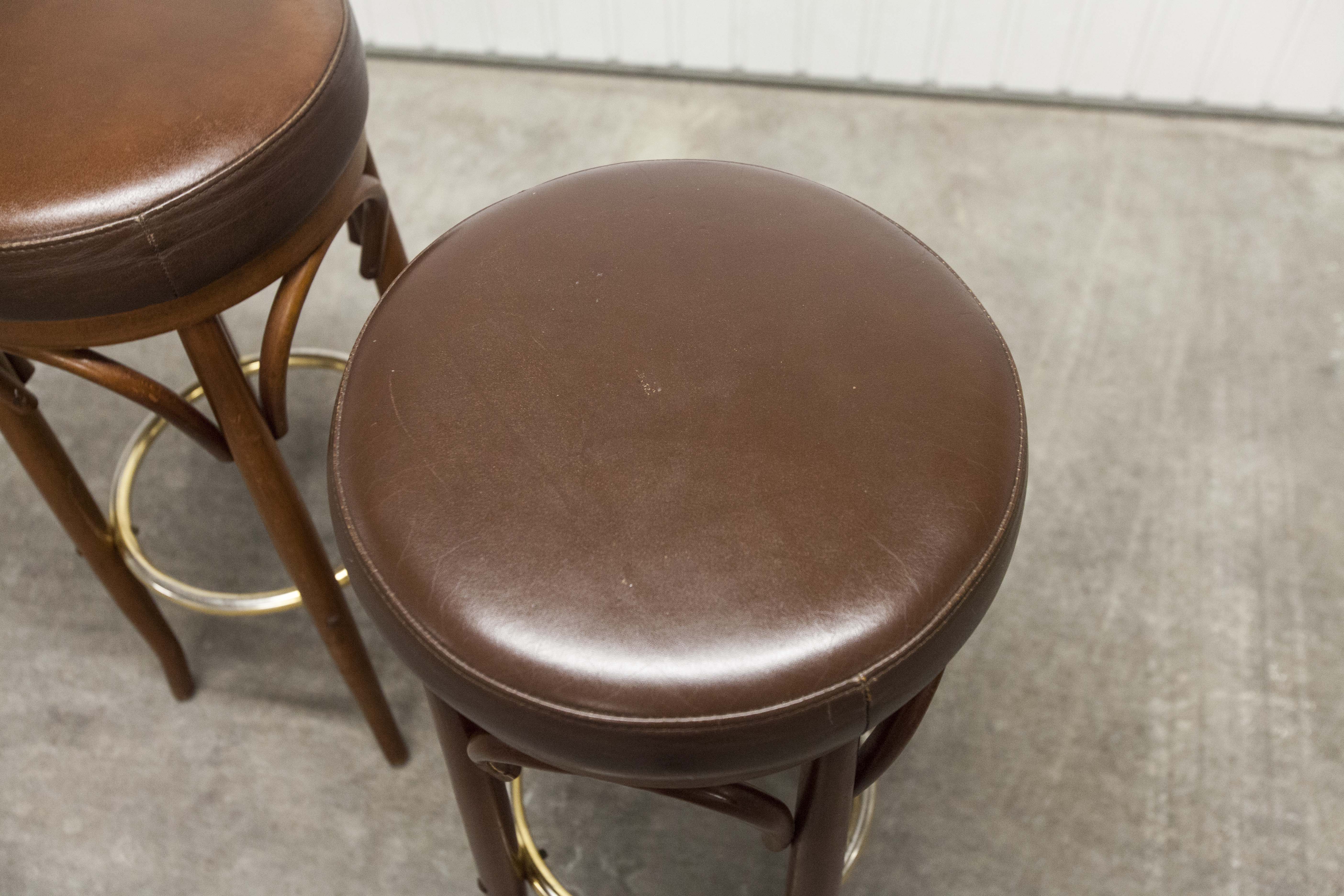 Pair bar stools Hindermann Wellereau