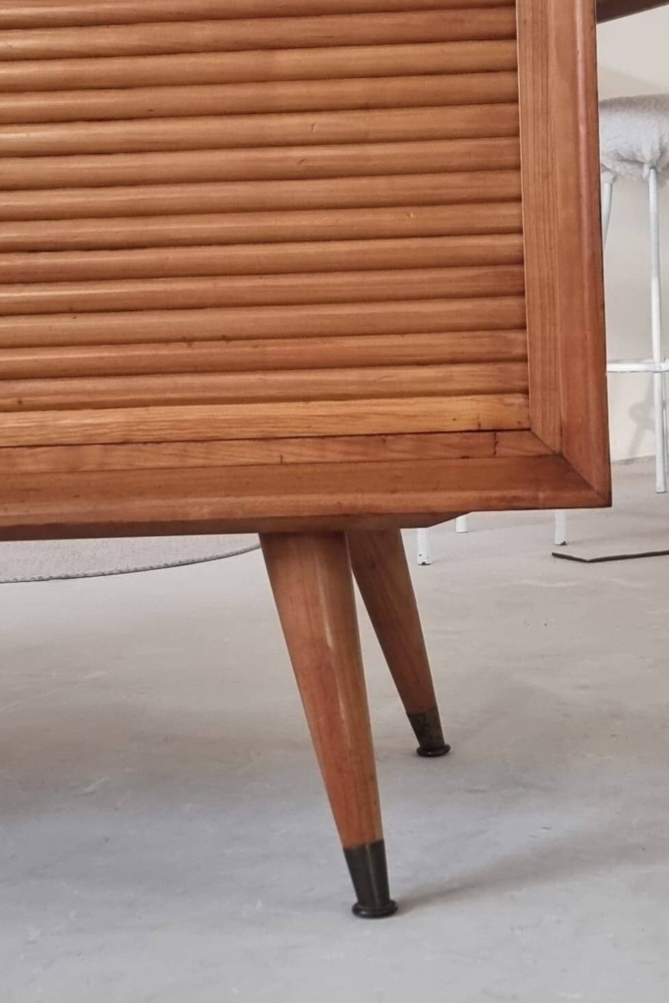 Buffet du milieu du siècle