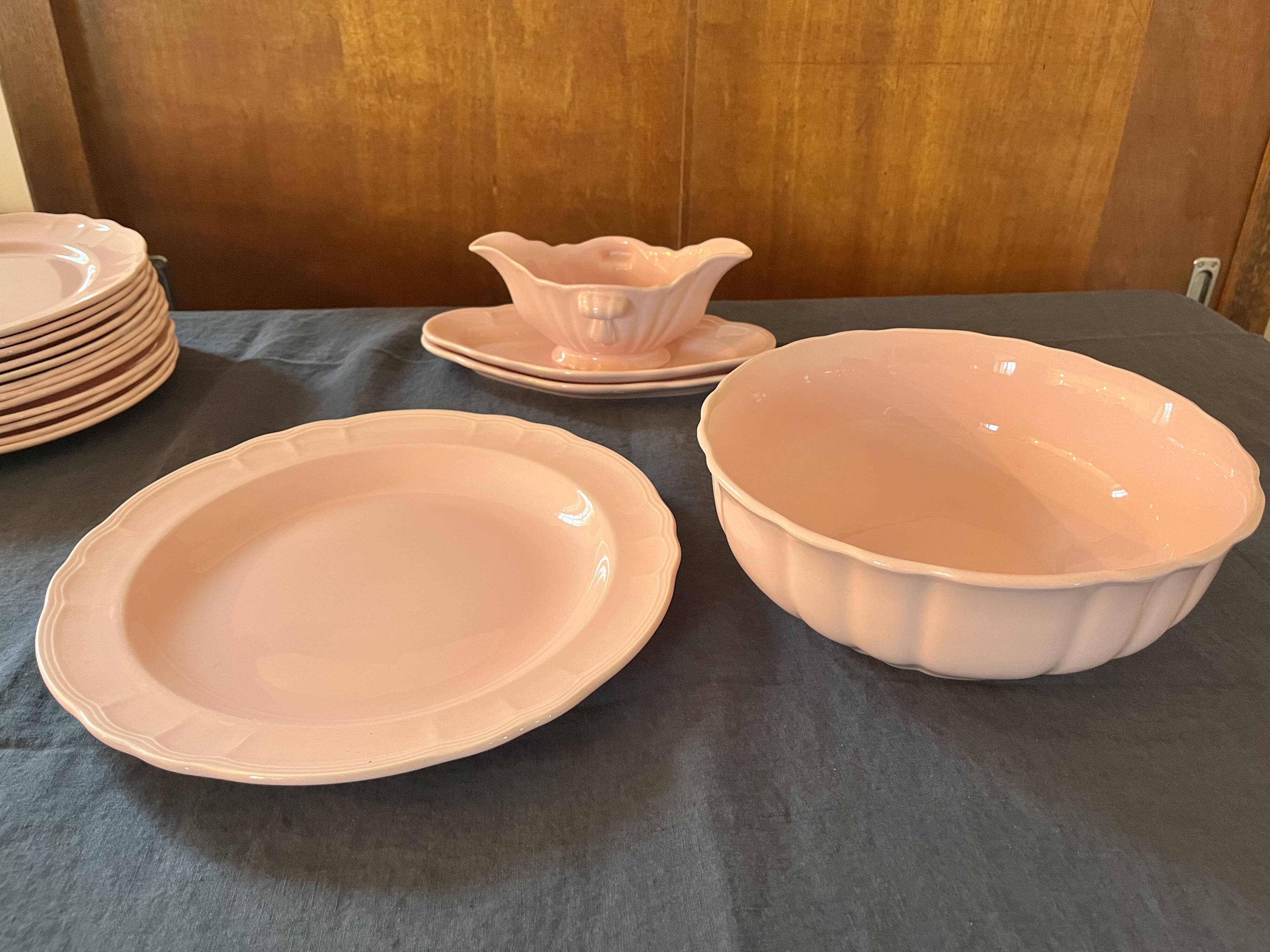 Salins 38 Piece Pink Dinnerware Set