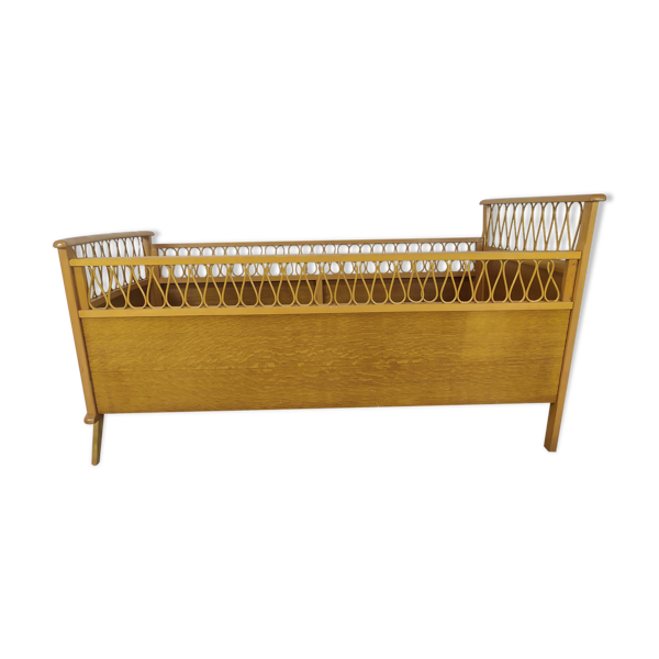 Lit enfant rotin vintage
