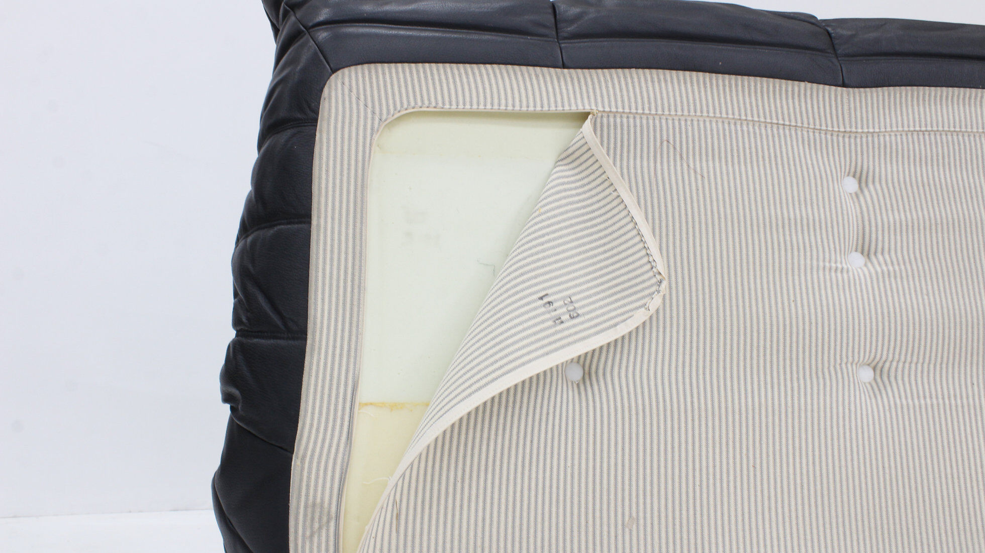 Vintage Togo Ligne Roset 2 seater sofa black leather by Michel Ducaroy 1990s