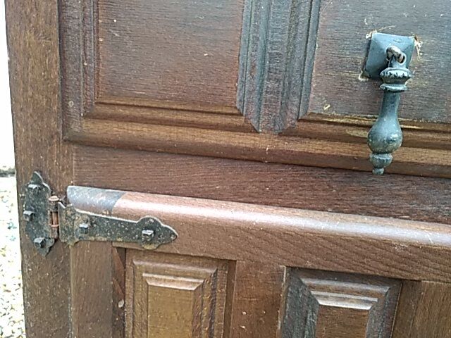 Low oak and wrought iron sideboard 18th/19th century