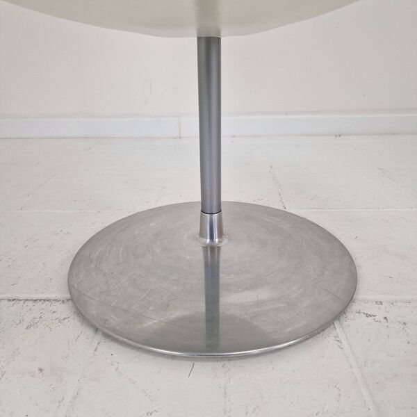 Chaise Artifort Little Globe par Pierre Paulin en cuir, années 1980