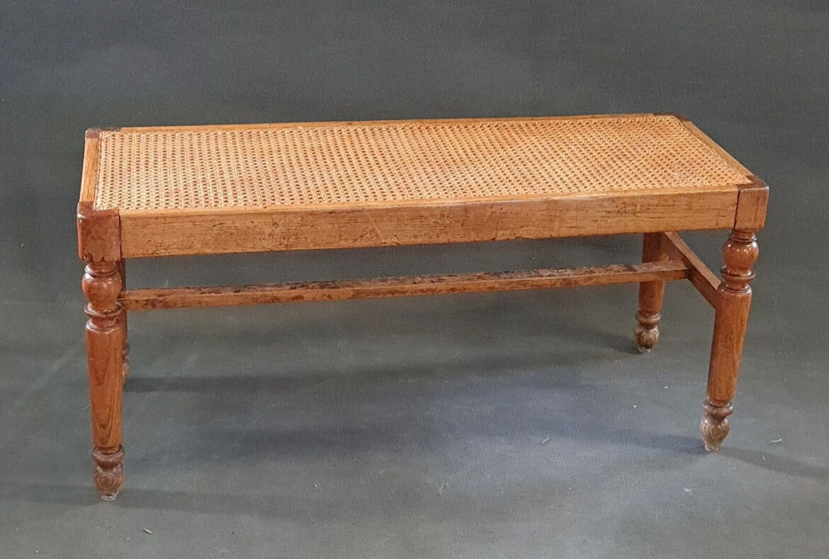 Piano bench in cannage 19th