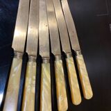 Couteaux à dessert en bakélite jaune