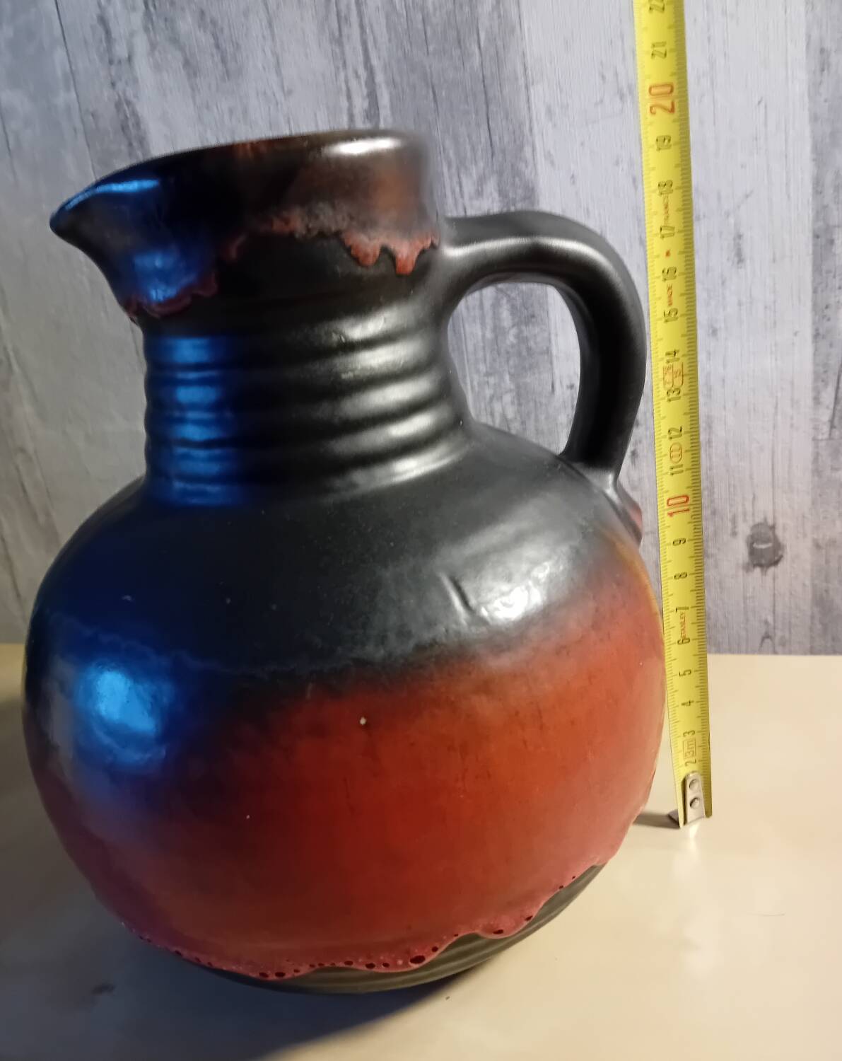 West German ceramic vase/jug, Fat lava black and red