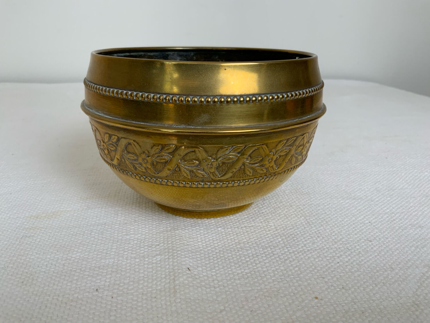 Brass plant pot