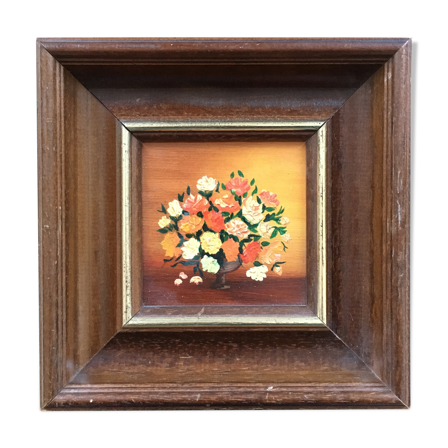 Miniature orange bouquet table