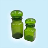 Lot of two vintage jars
