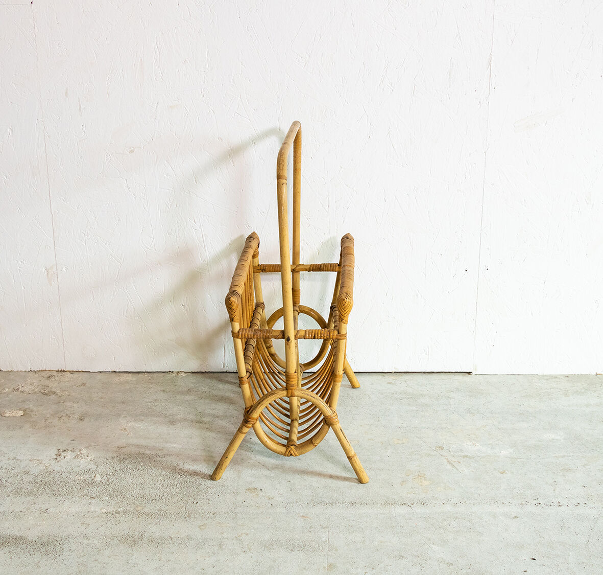 Ratin magazine holders