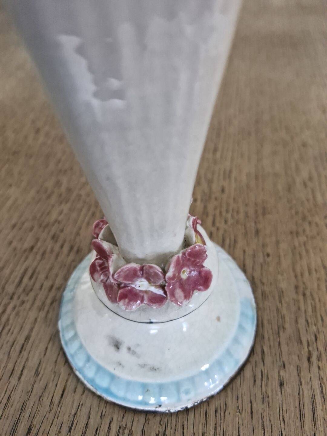 Pair of slip soliflores – Art Nouveau, late 19th century