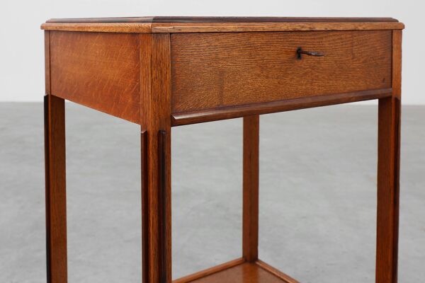 Table d'appoint ou cabinet de style École d'Amsterdam, Pays-Bas vers 1915