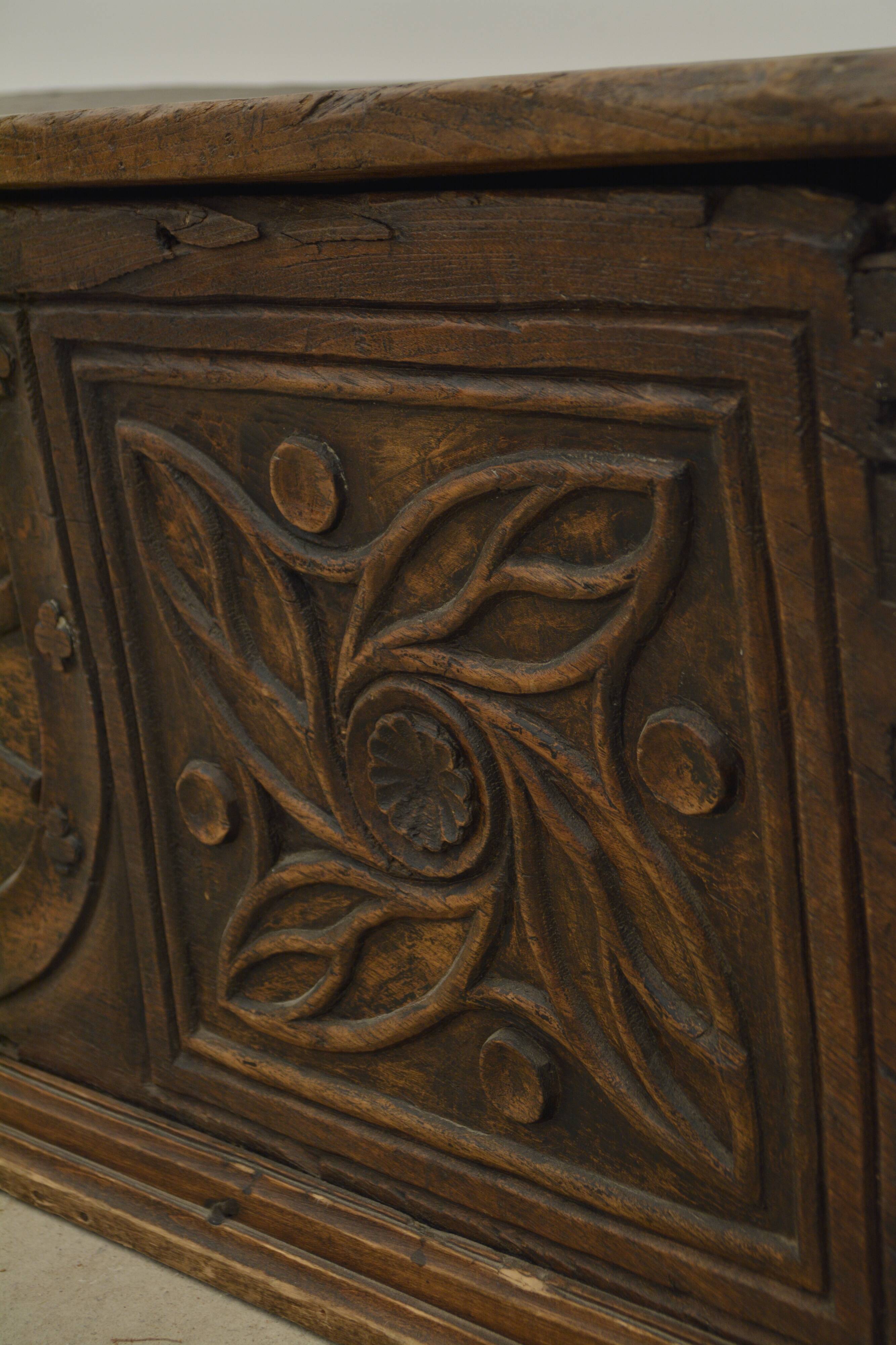 Medieval chest