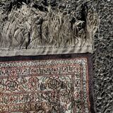 Tapis d'orient en soie (2.50x3.05 m), fait main, matière soie
