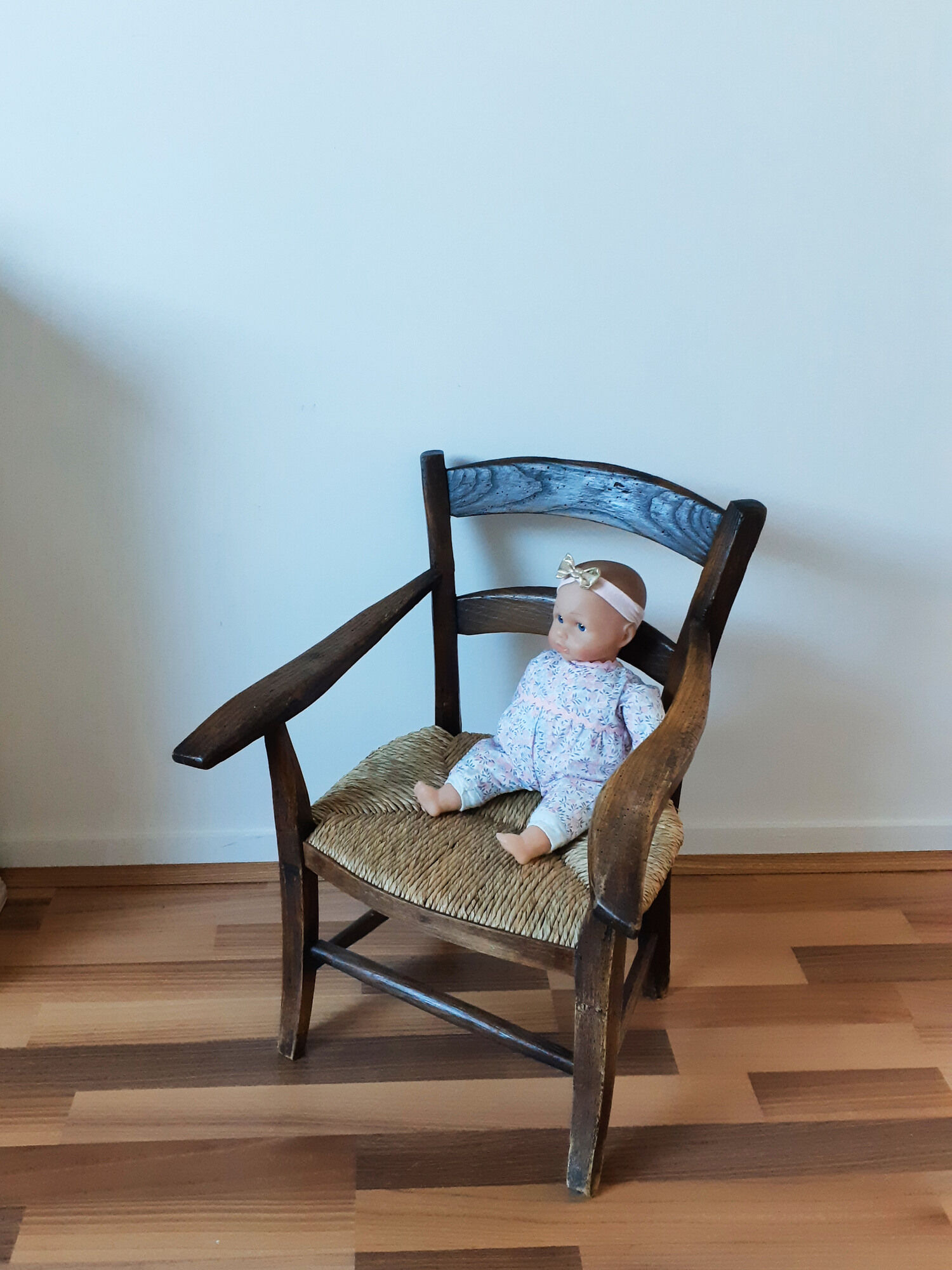 Vintage children's armchair in wood and straw, 50s