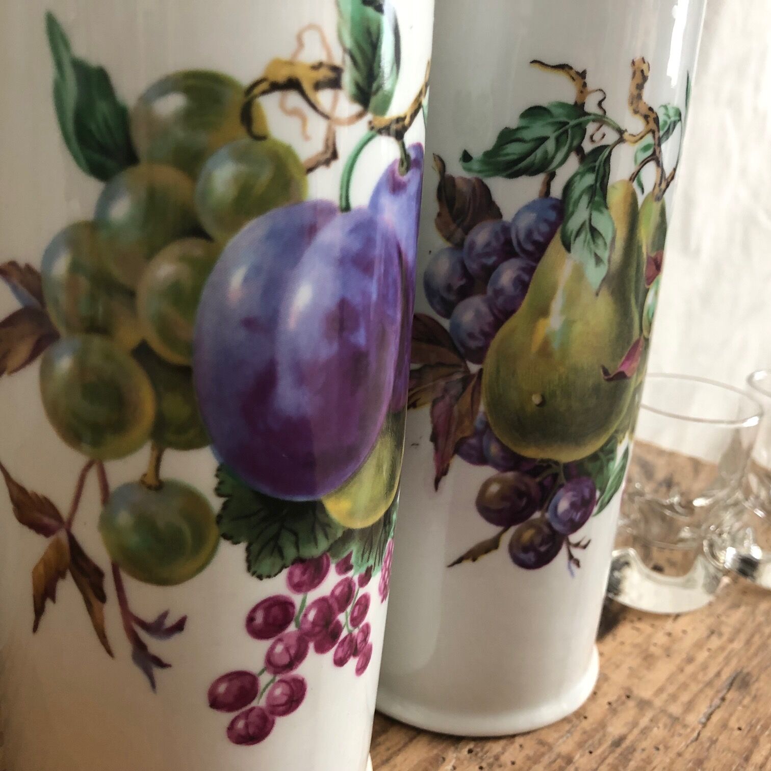 Porcelain bottle duo for mirabelle and raspberry brandy