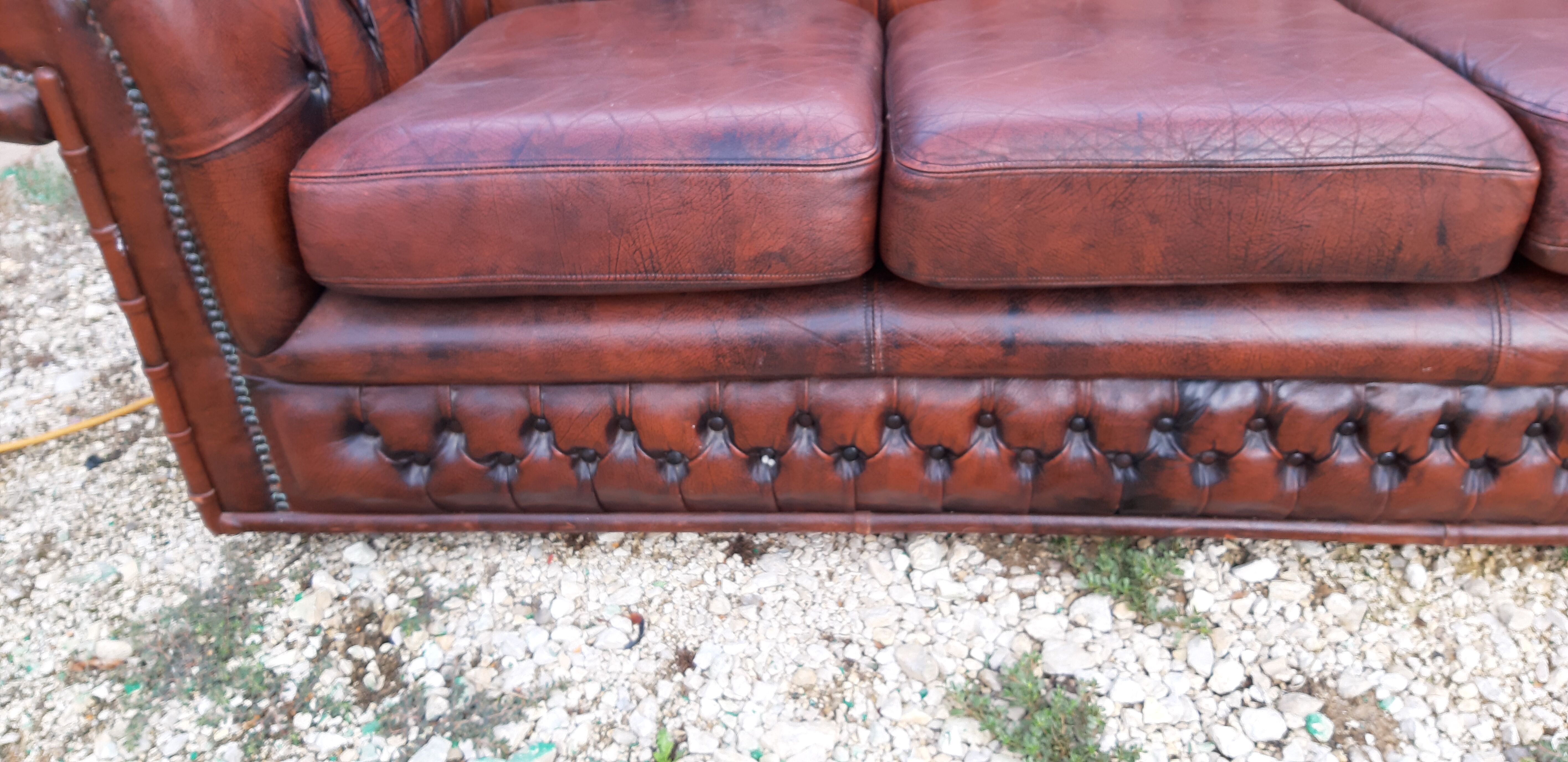 Sofa Chesterfield leather brown