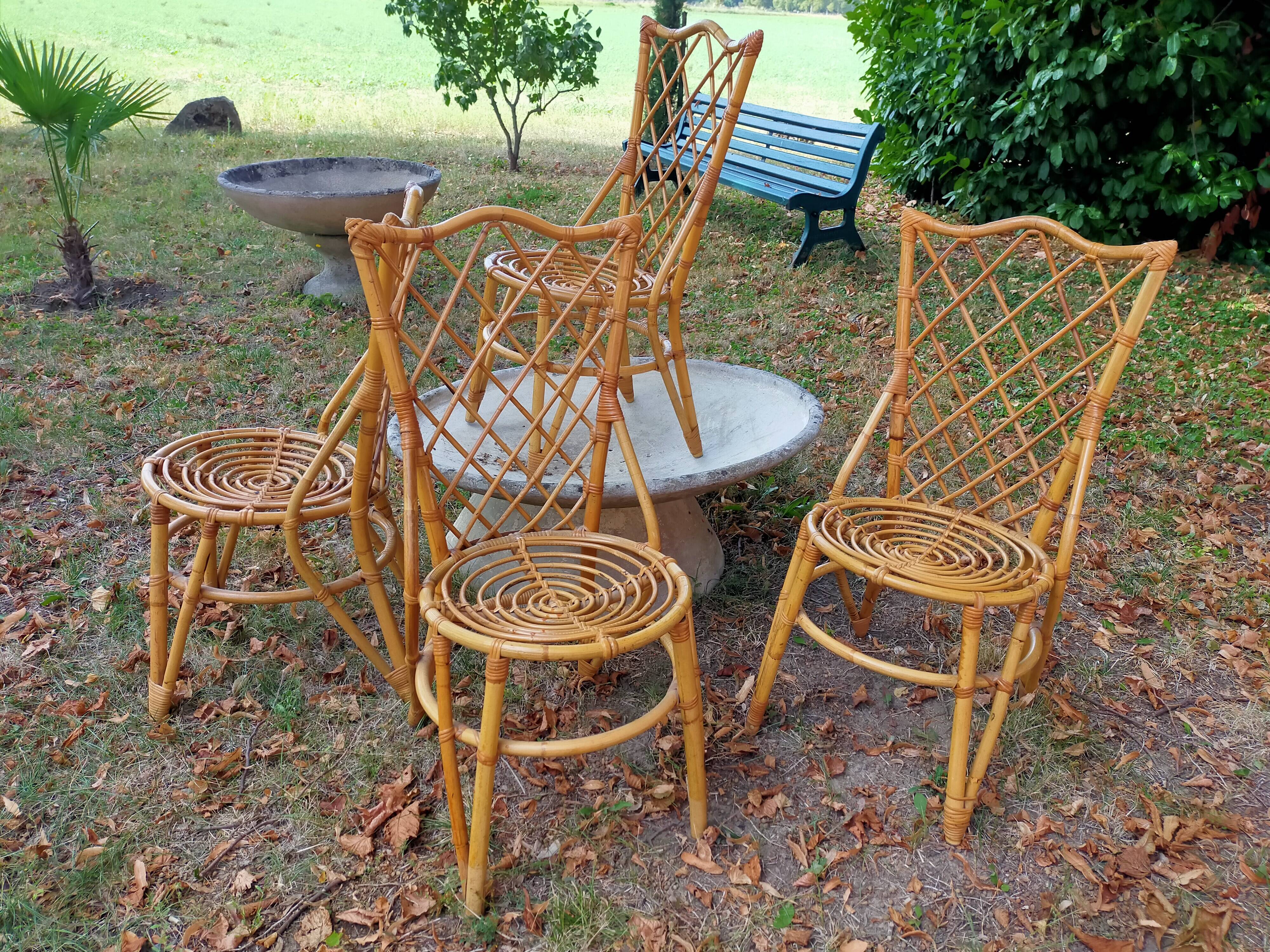 Suite of 4 chairs in rattan Louis Sognot