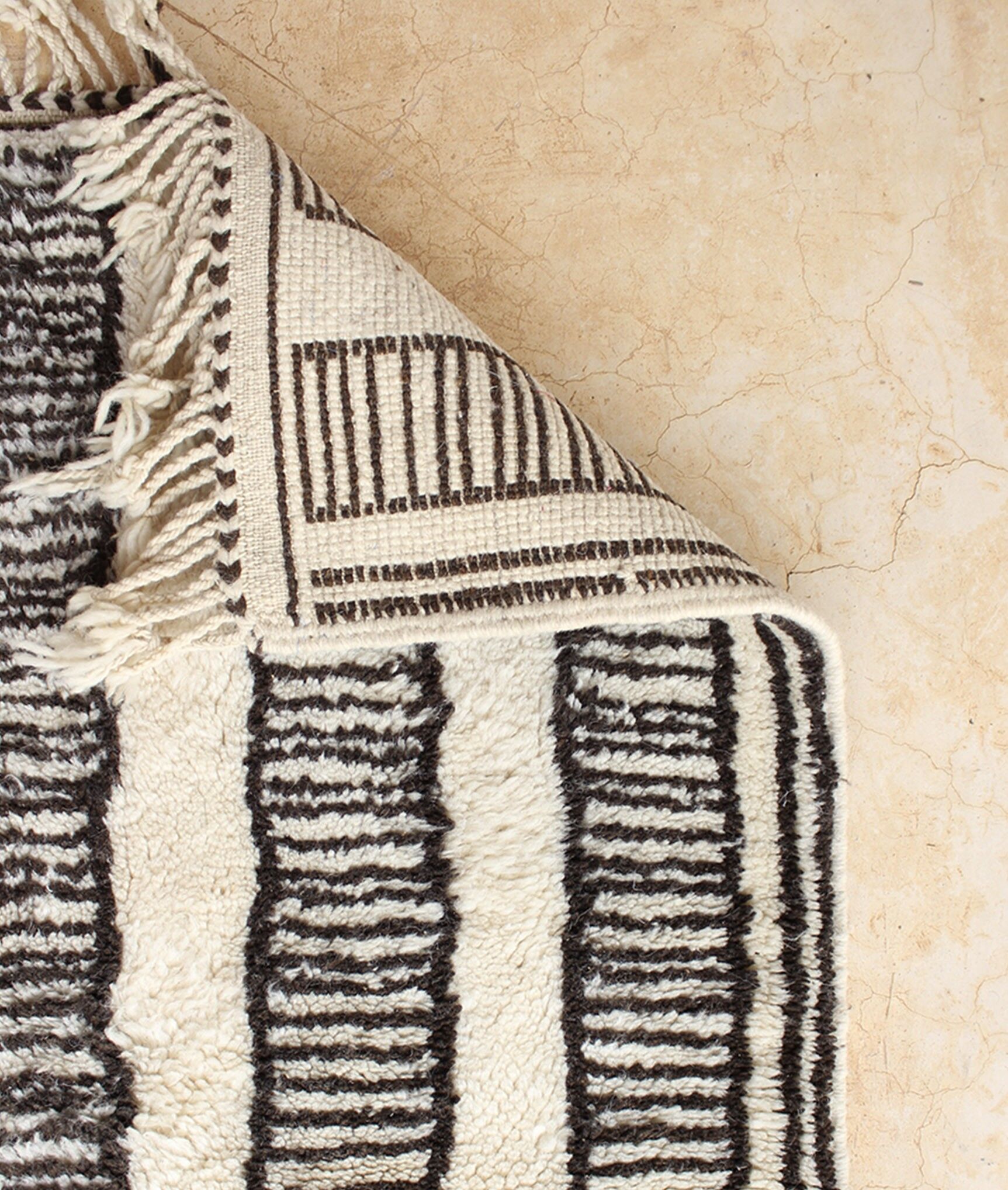 Berber Berber black and white or Ibd carpet 155 x 225