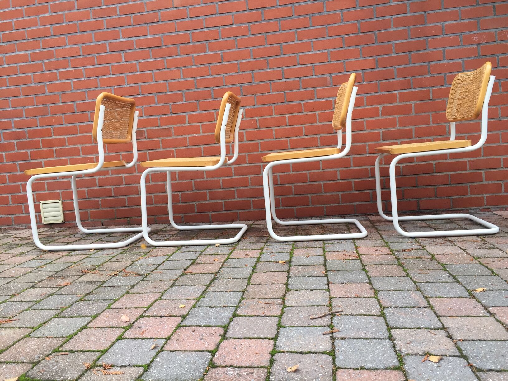 4 Wicker chairs
