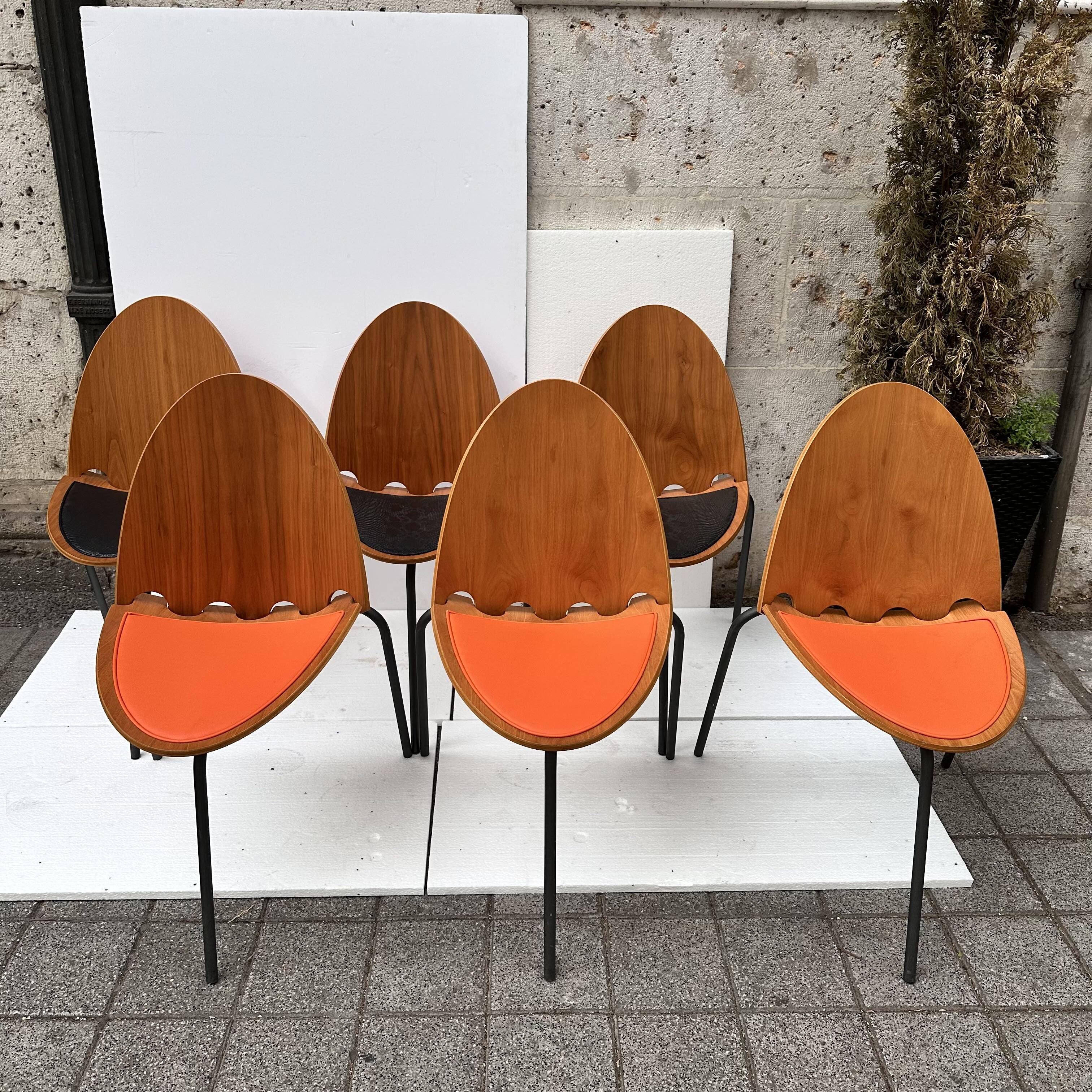 Set of "A6" chairs, Joseph-André Motte for Steiner, wood and leather, 2000s – France