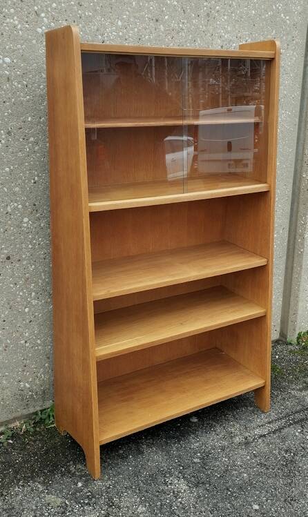 DISPLAY CASE LIBRARY