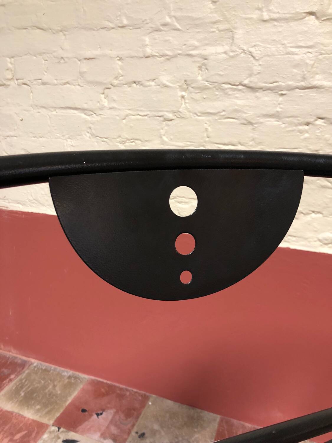 Vintage Italian Fly Line chair circa 1980