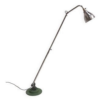 Kieklair industrial design reading lamp