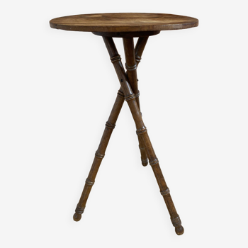 Wooden pedestal or saddle