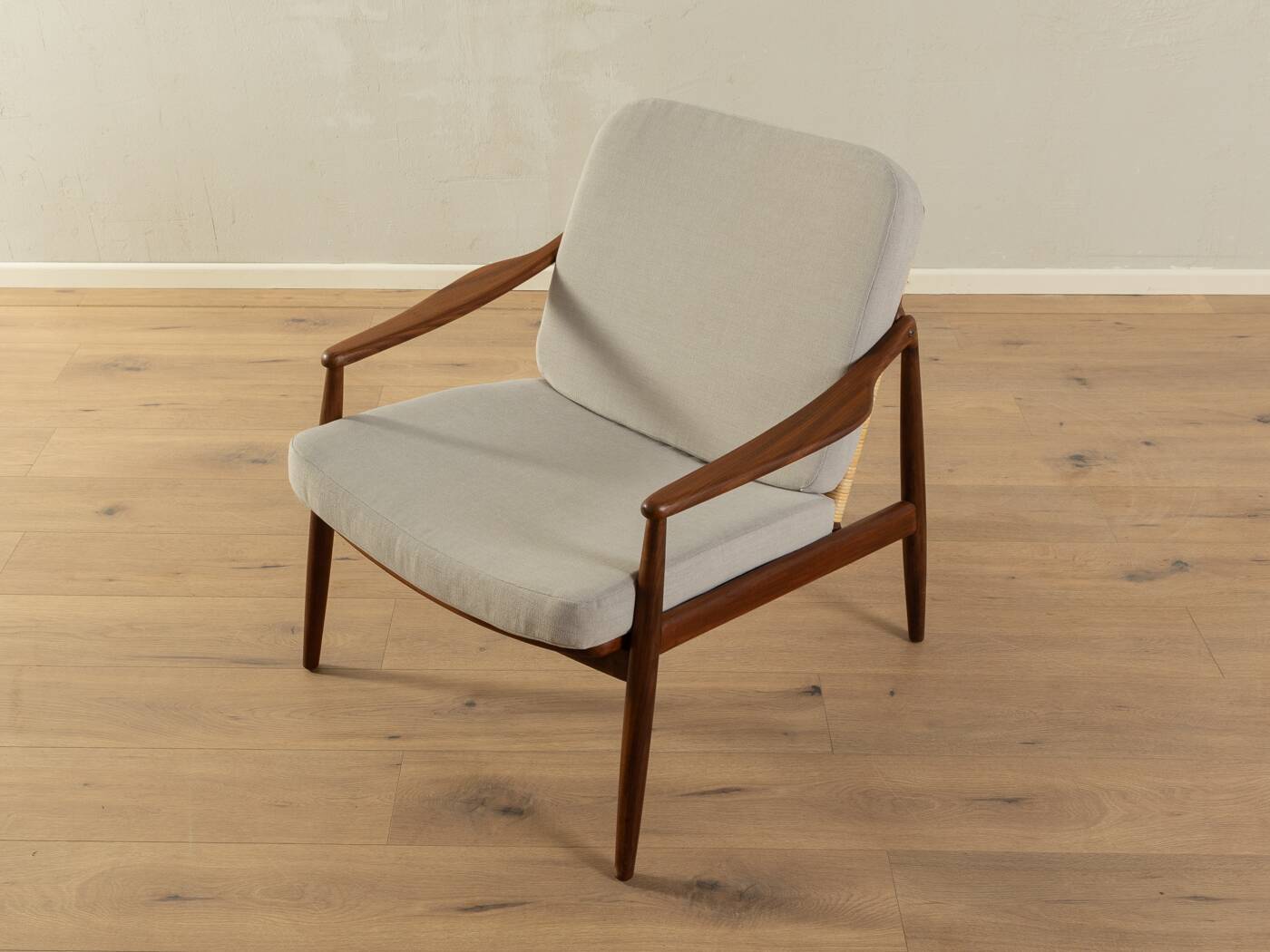 Exclusive furniture suite