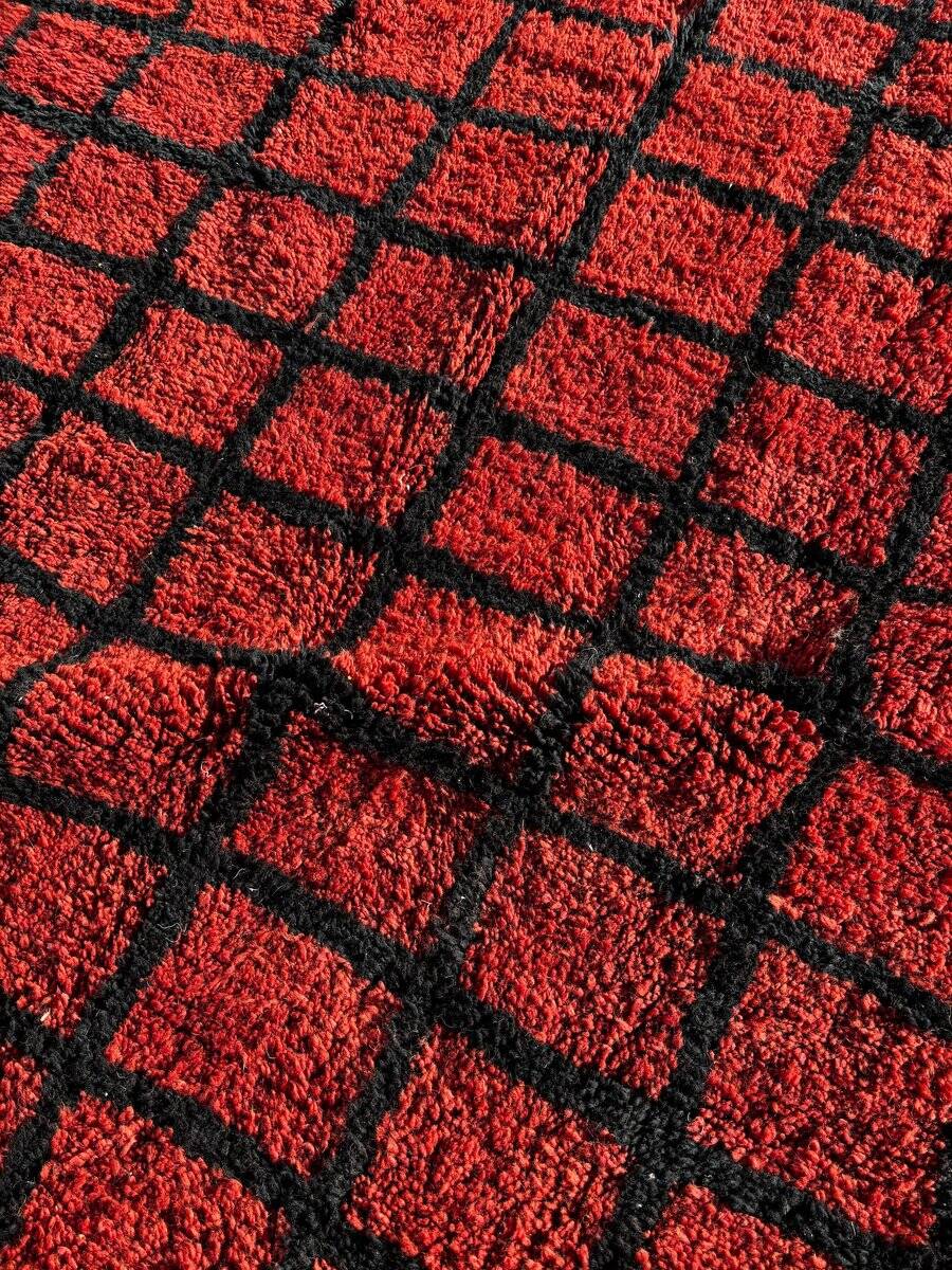 Modern Moroccan Berber rug in wool