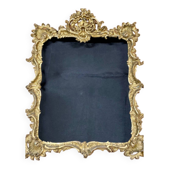 Cadre de miroir ou de tableau en stuc doré