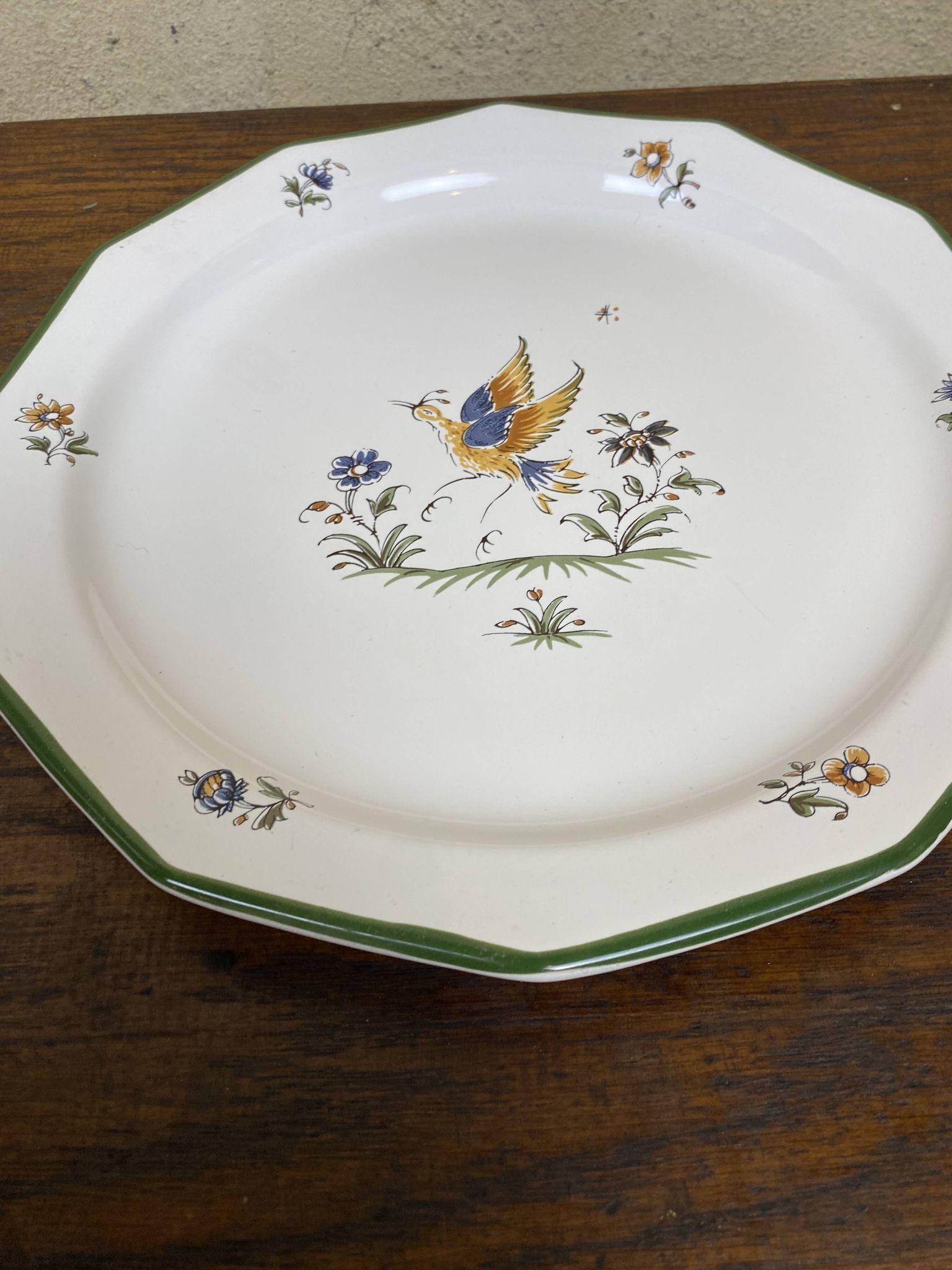 Large Bondil de Moustiers dish