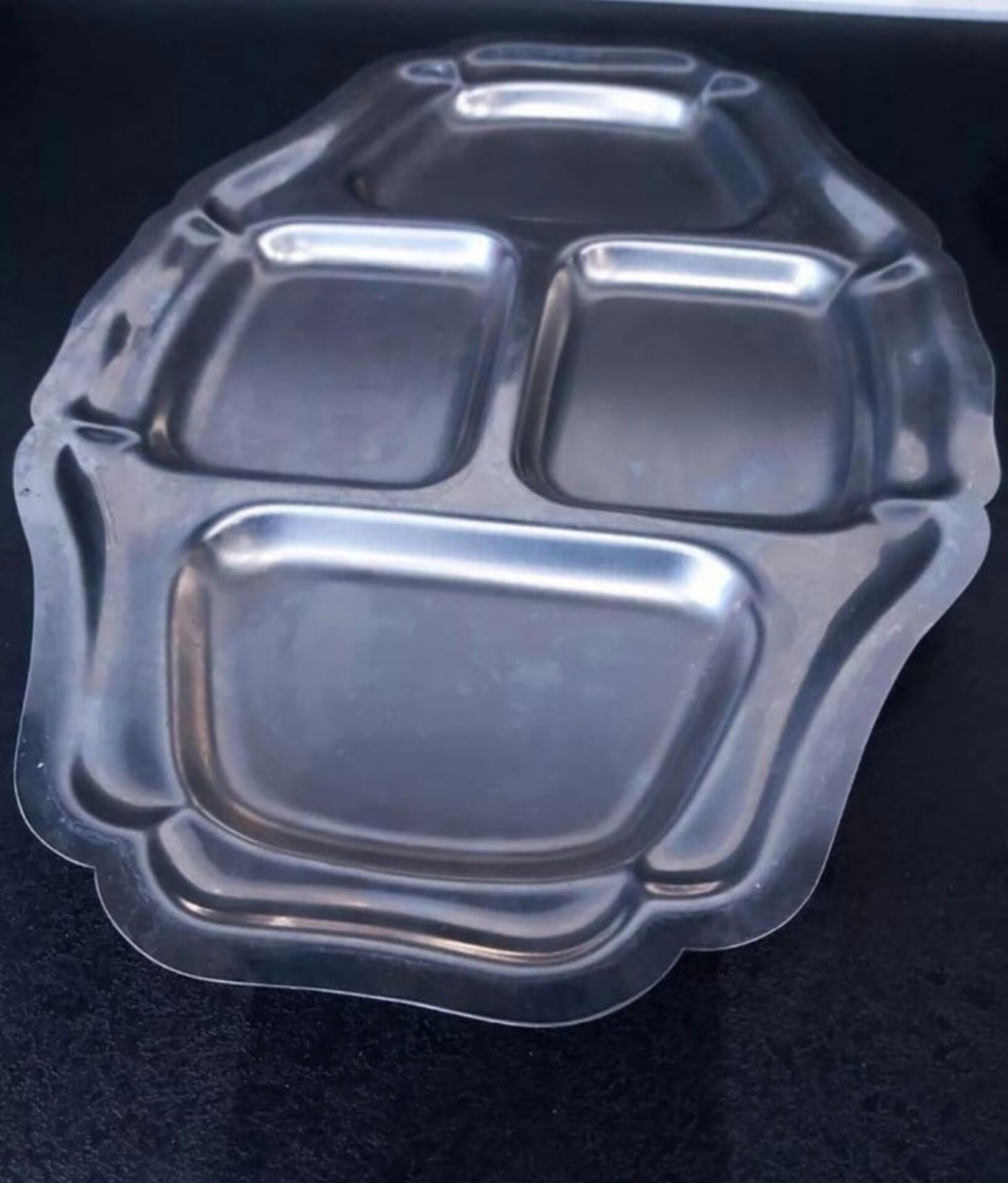 Silver-plated hors d'oeuvre dish with 4 compartments