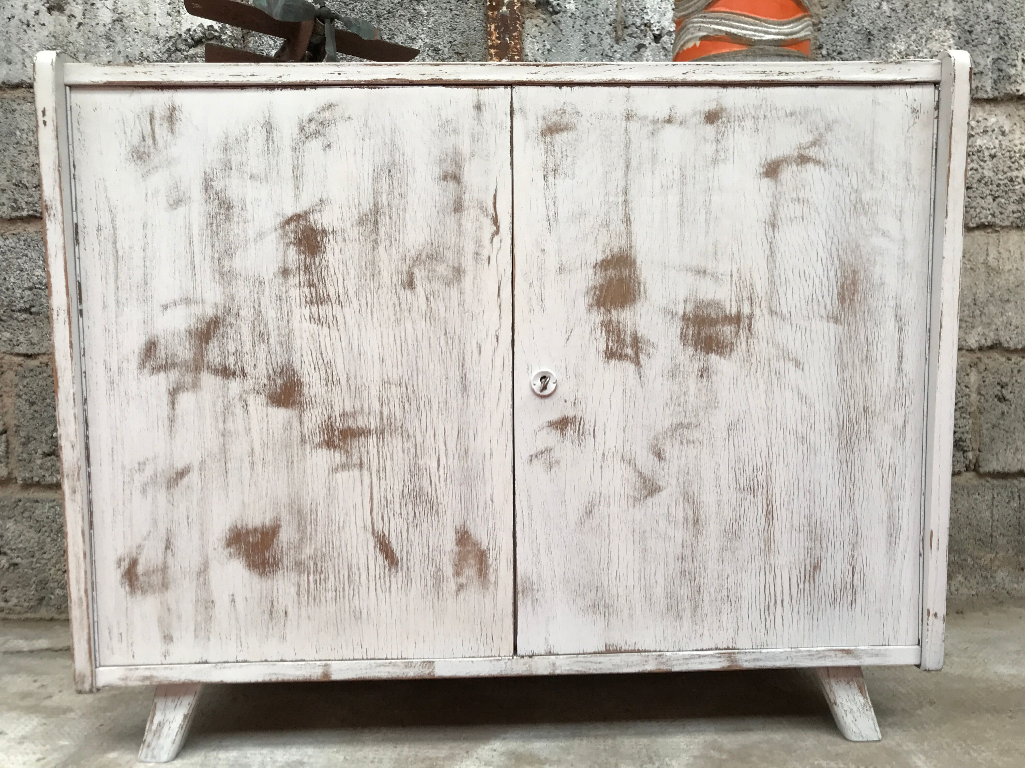 Buffet bahut vintage 1950 pieds compas patine blanche