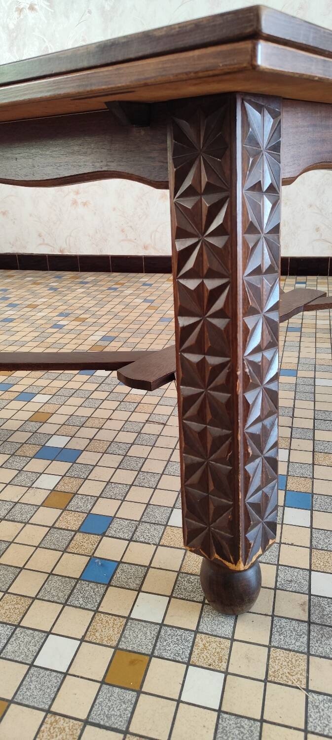 Pretty dining room table