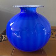 Grand vase boule Murano en pâte de verre bicolore