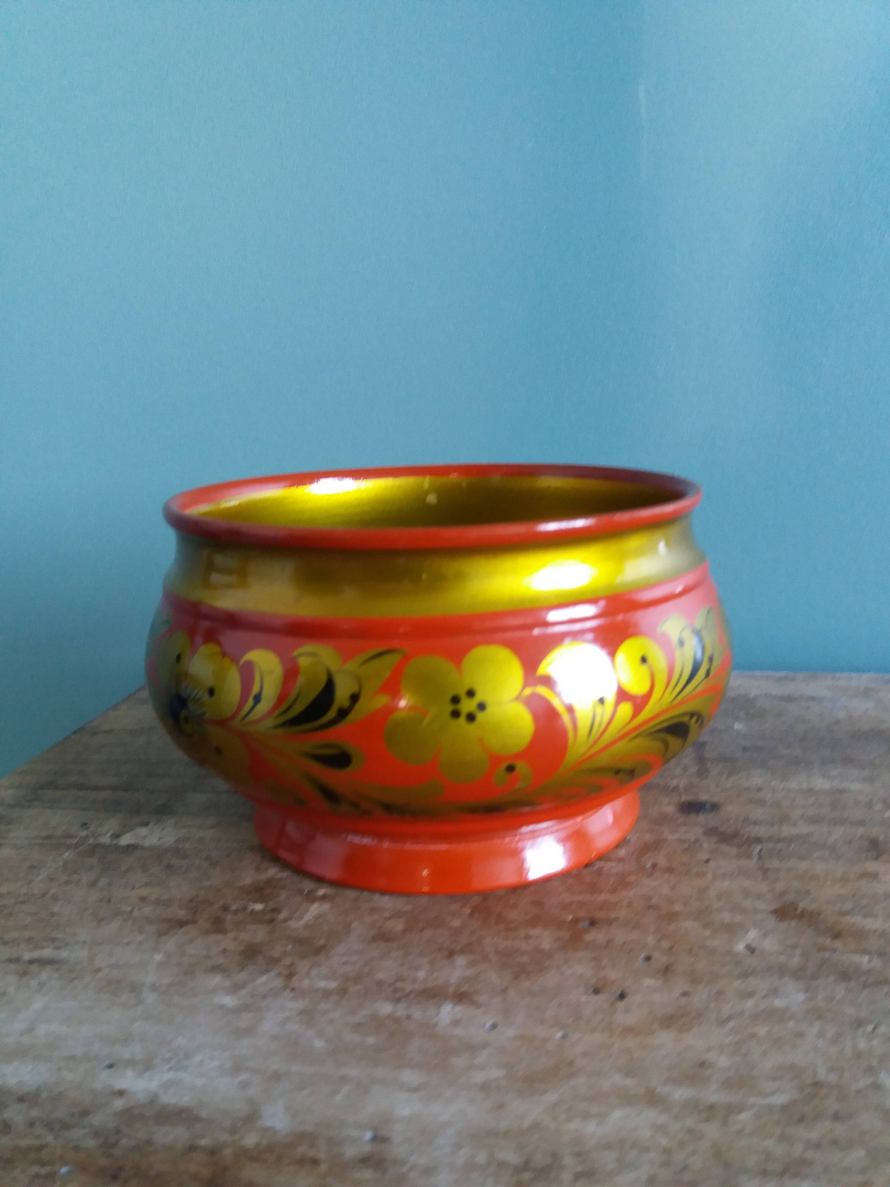 Khokhloma Russian handicraft painted wooden bowls