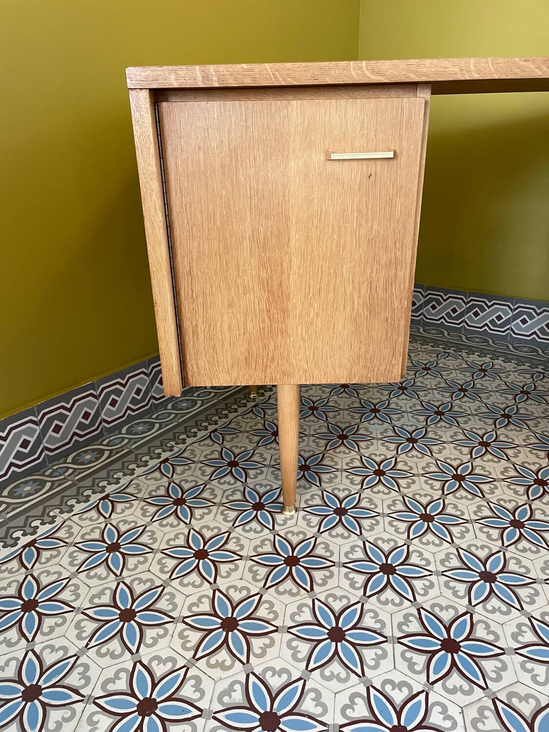 Bureau en bois vintage 60-70
