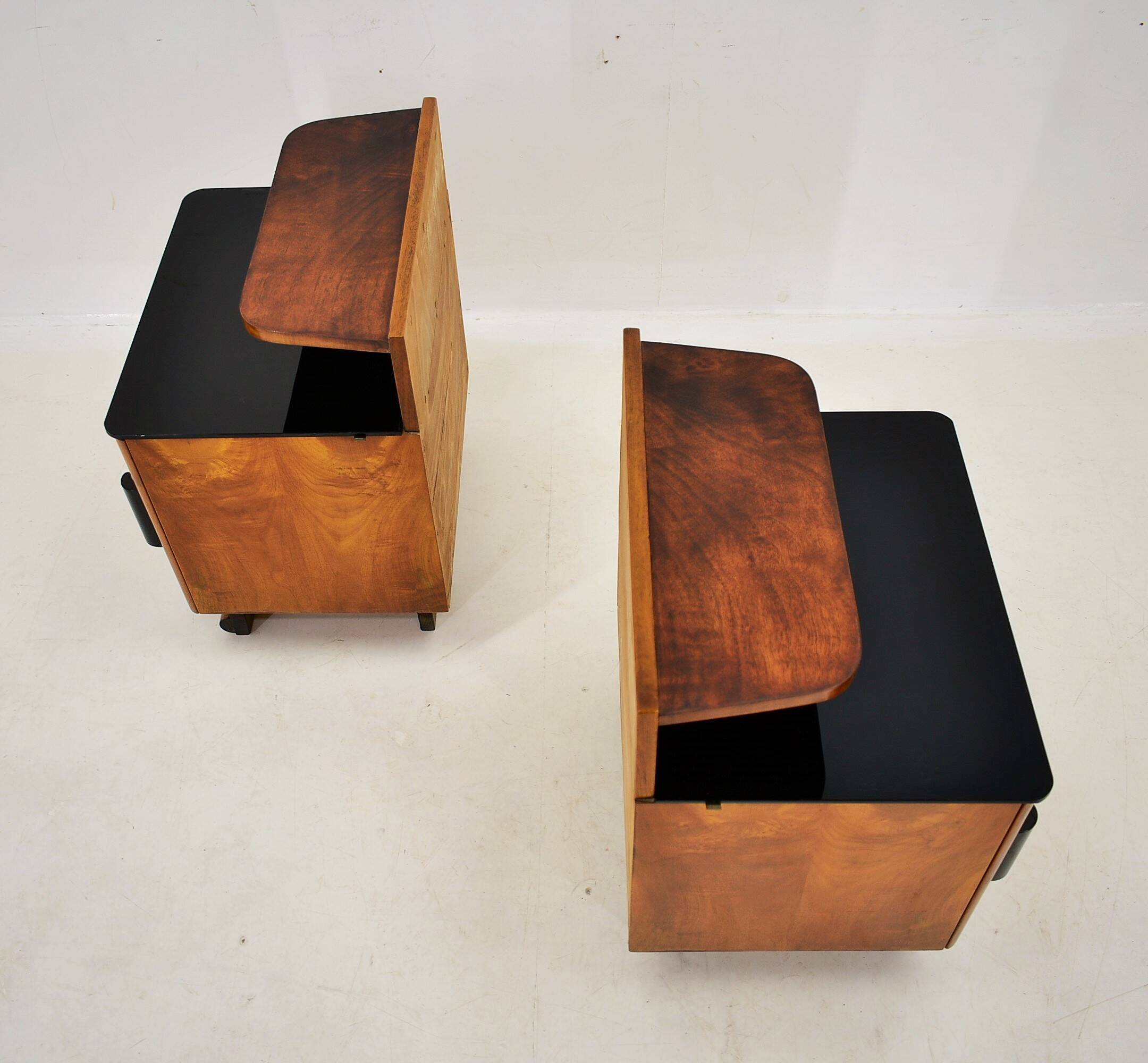 Pair of Midcentury Czechoslovakian Bedside Tables, 1940s