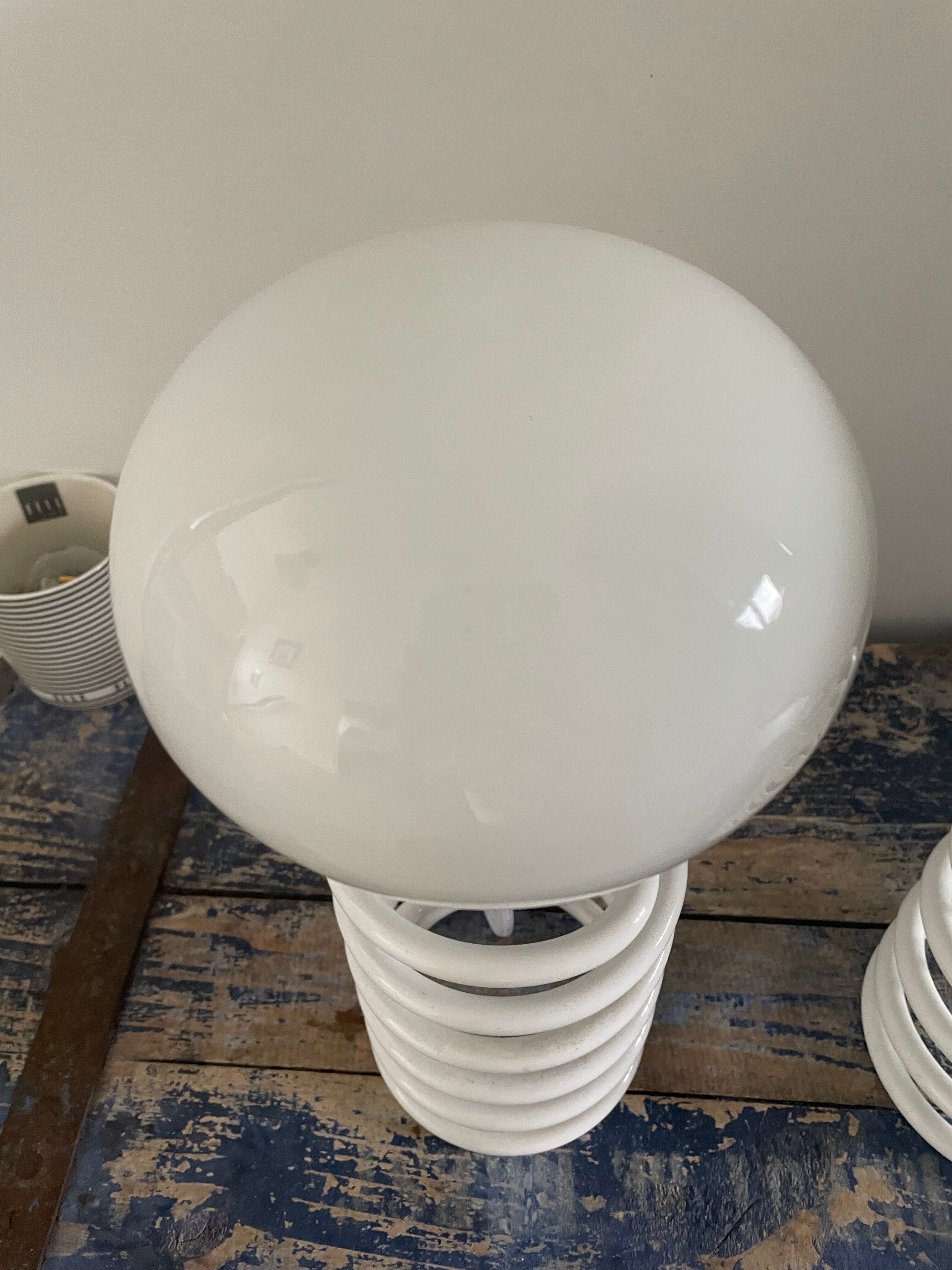 Set of two lamps spring vintage oval globes