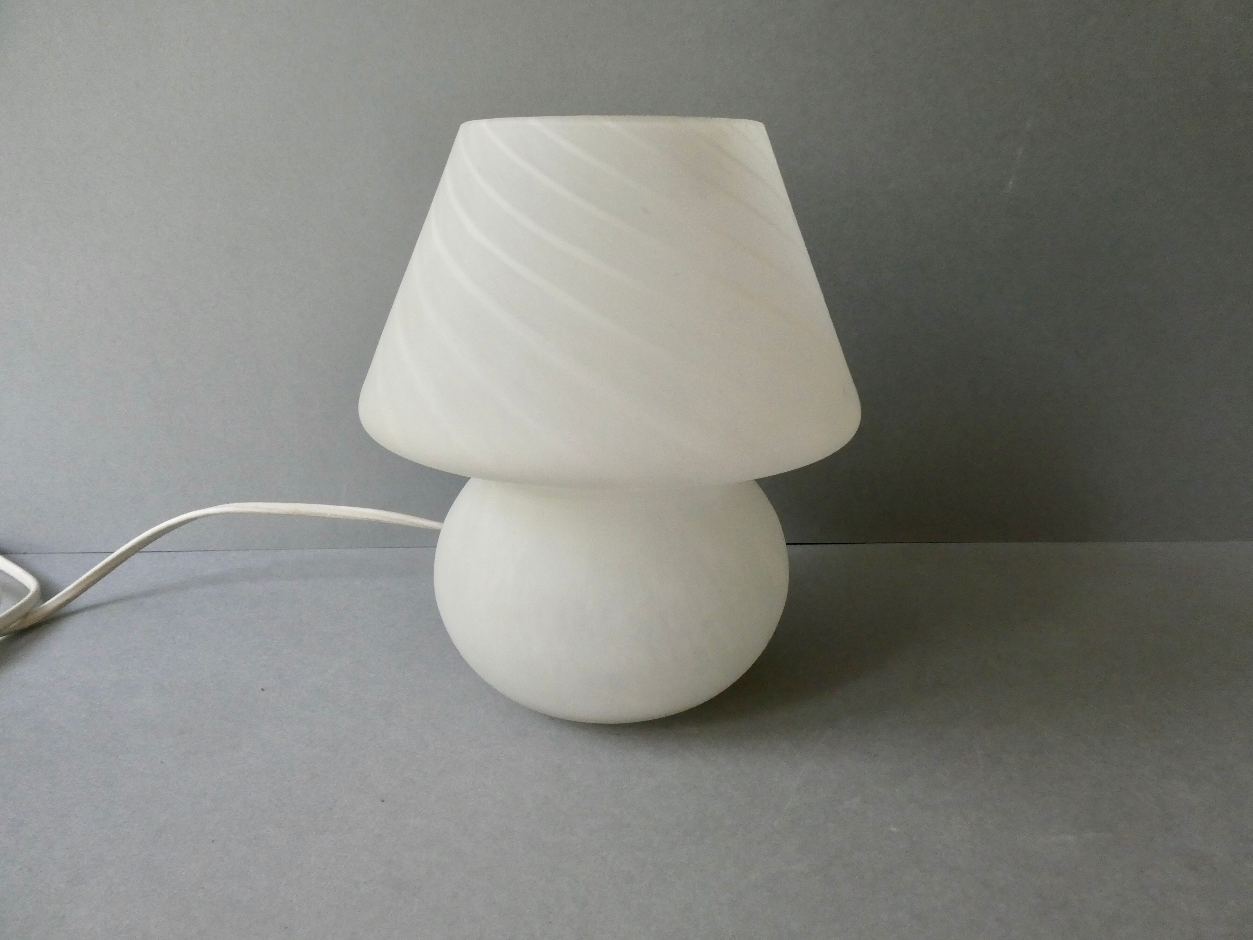 Mushroom lamp in white opaline, Murano, 80s