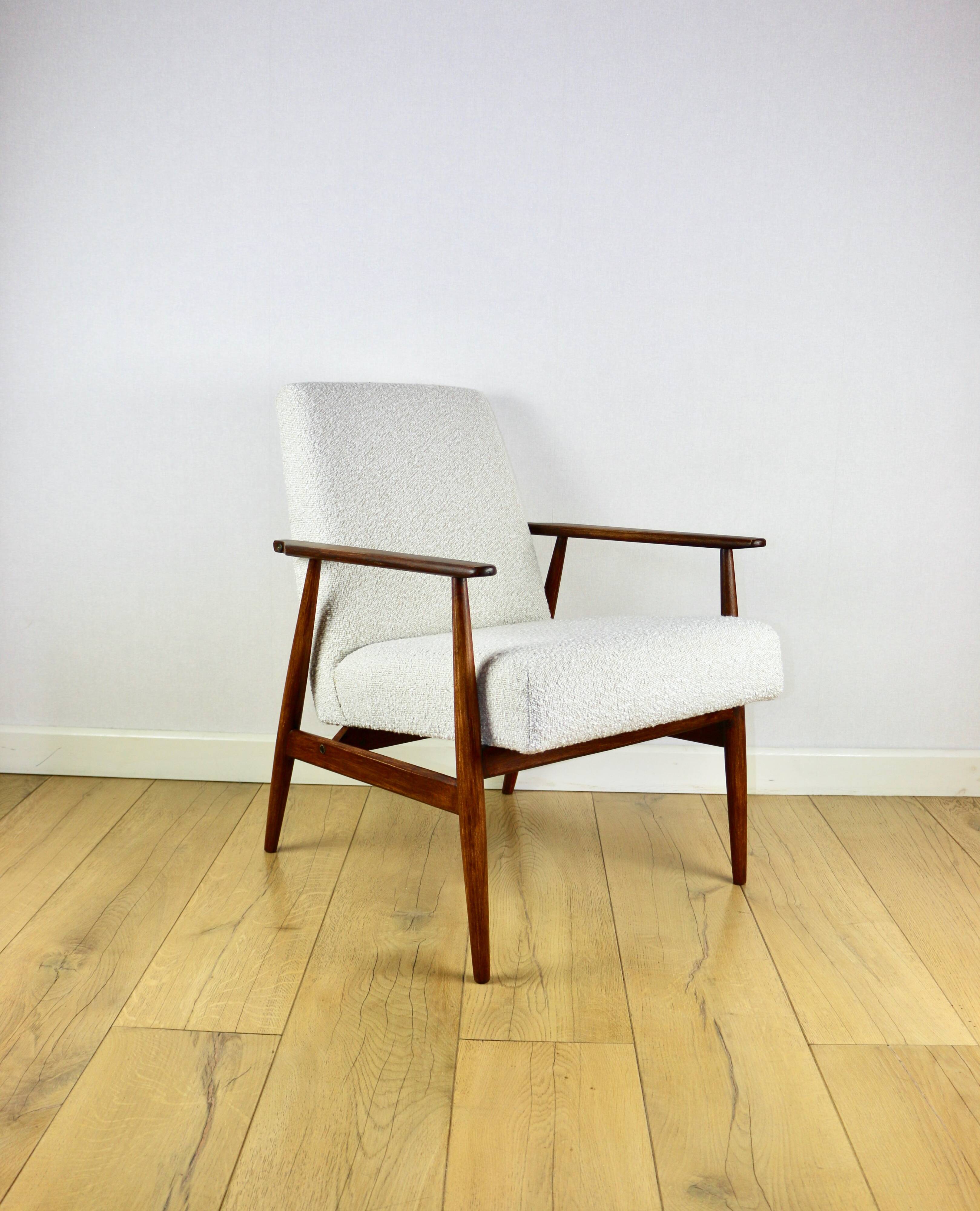 Armchair 'Lis', 1970s, white boucle, design by Henryk Lis - dark wood - 2 pieces available