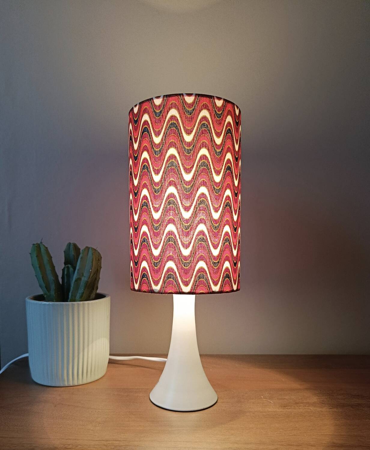 Vintage table lamp with psychedelic printed shade