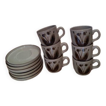 Arnon stoneware service