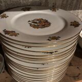 Full table service Porcelain Limoges SD from 1930.  74 pieces total
