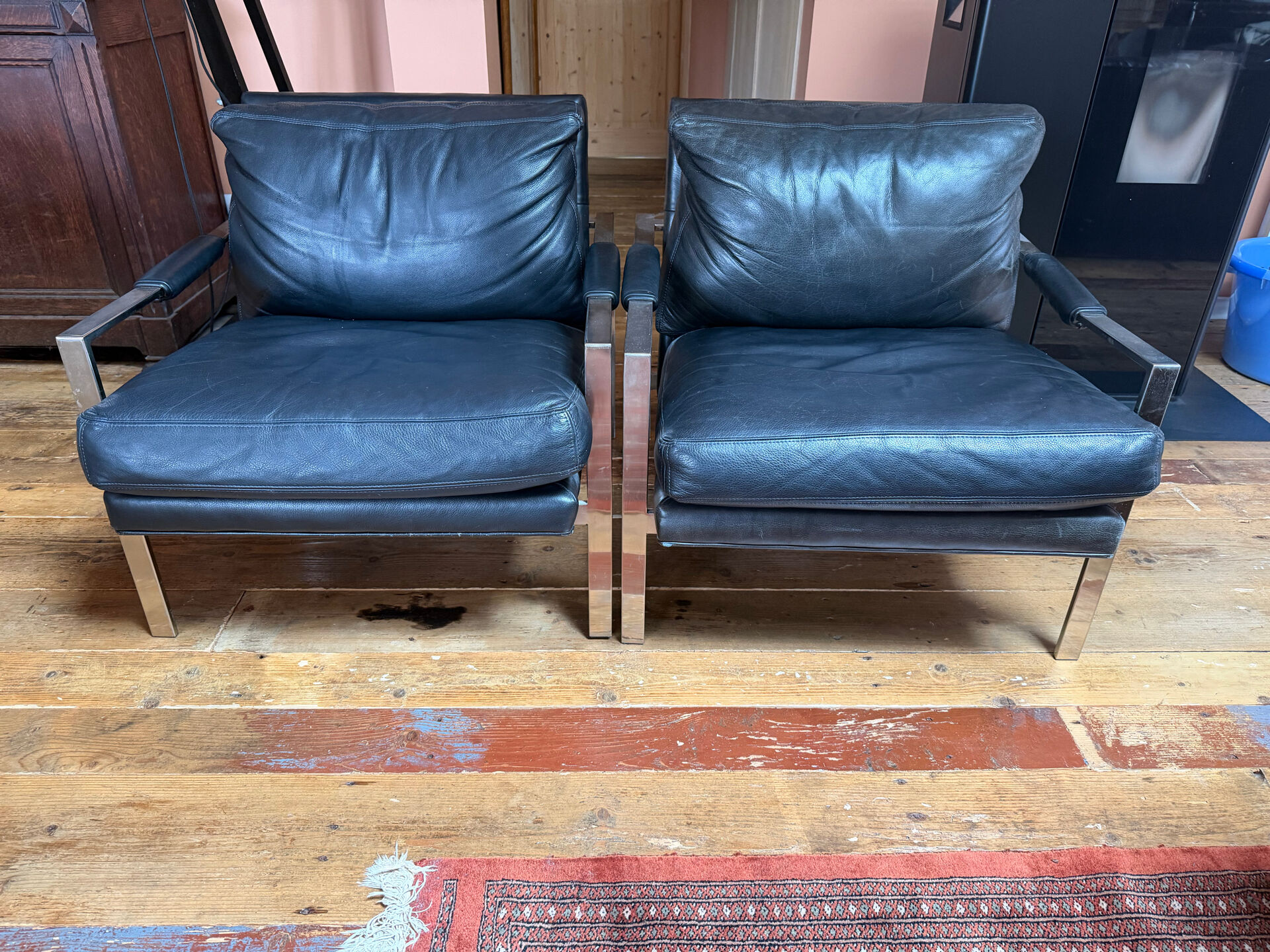 2 chairs Crate & Barrel Milo Baughman