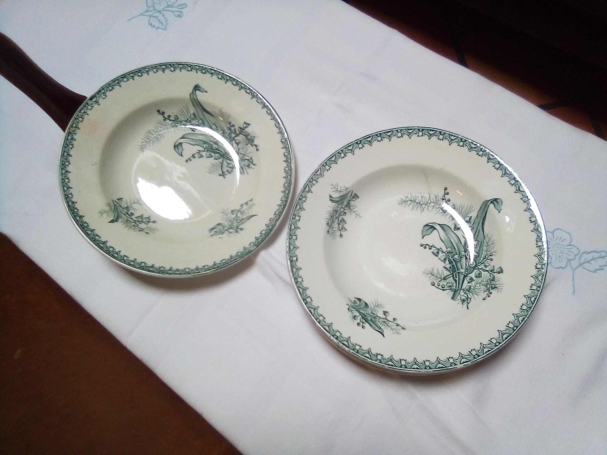 Set de 5 assiettes creuses Terre de Fer Muguet  St Amandinoise