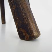 Brutalist tripod chair in raw wood. Solid wood chair. 1960s.